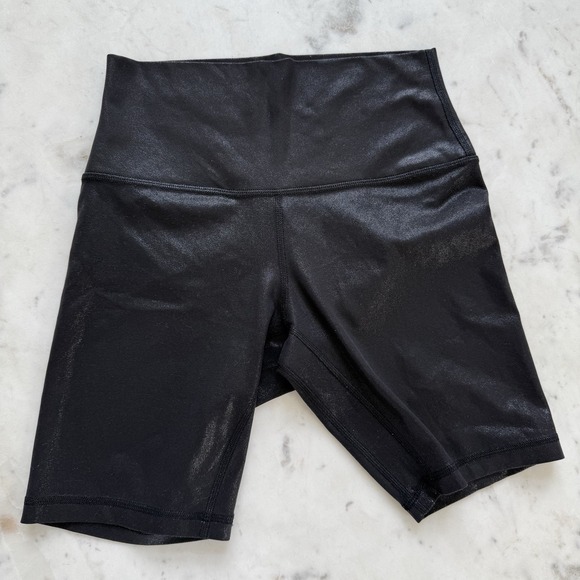 lululemon athletica Pants - Lululemon Align High-Rise Short 8" Shine Radiate Foil Print Black Size 6